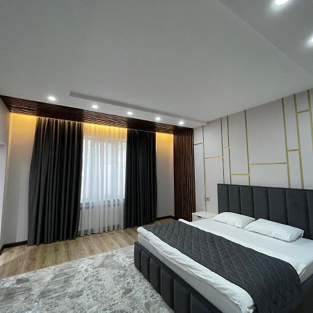 Elite House Hotel Shymkent Bagian luar foto