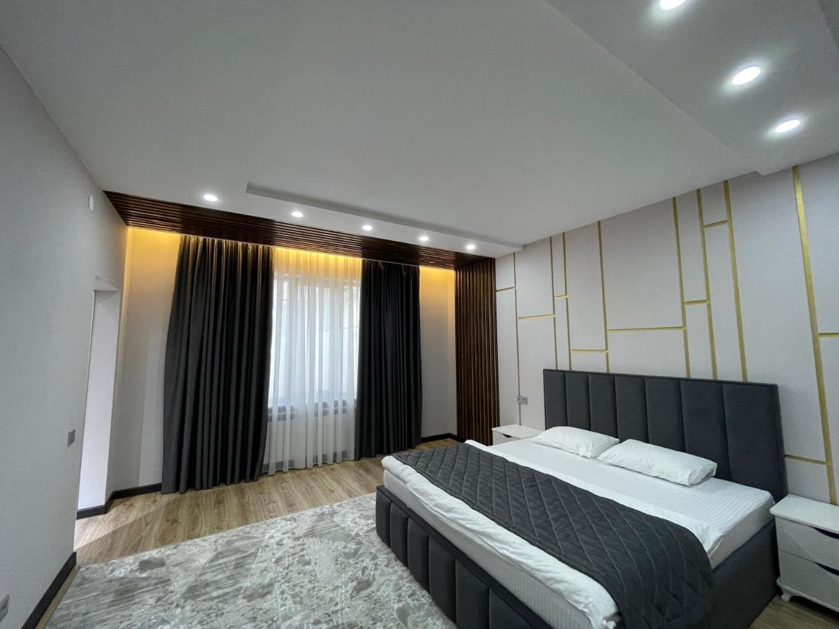 Elite House Hotel Shymkent Bagian luar foto